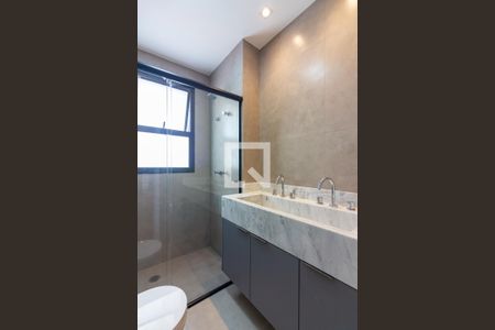 Apartamento para alugar com 112m², 3 quartos e 2 vagas Apartamento para alugar com 112m², 3 quartos e 2 vagasBanheiro da Suíte 1