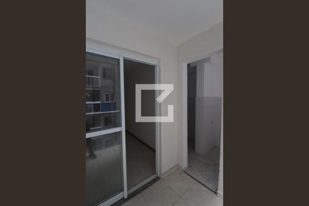 Varanda da Sala de apartamento para alugar com 3 quartos, 76m² em Mutondo, São Gonçalo