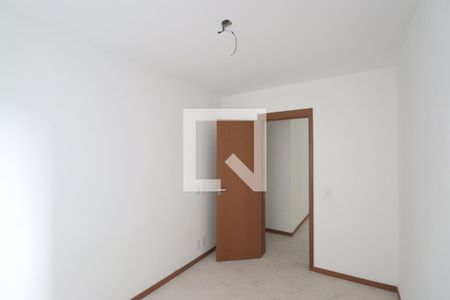 Quarto 1 de apartamento para alugar com 3 quartos, 76m² em Mutondo, São Gonçalo