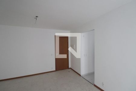 Sala de apartamento para alugar com 3 quartos, 76m² em Mutondo, São Gonçalo