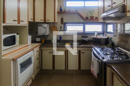 Apartamento para alugar com 145m², 3 quartos e 2 vagasCozinha