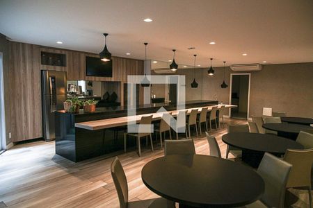 Apartamento para alugar com 65m², 2 quartos e 1 vagaÁrea comum - Salão de festas