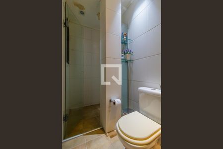 Casa à venda com 330m², 3 quartos e 4 vagas Casa à venda com 330m², 3 quartos e 4 vagasBanheiro 2