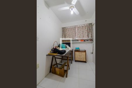 Casa à venda com 330m², 3 quartos e 4 vagas Casa à venda com 330m², 3 quartos e 4 vagasÁrea de serviço