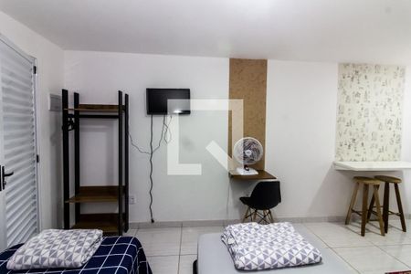 Quarto de kitnet/studio para alugar com 1 quarto, 18m² em Jaguaré, São Paulo