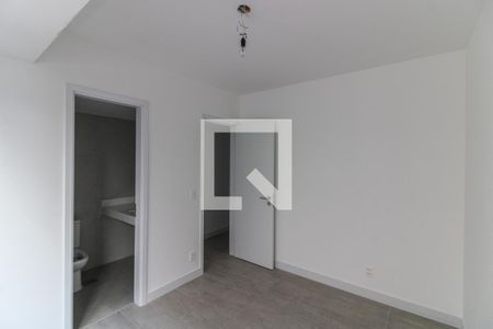 Apartamento à venda com 337m², 4 quartos e 2 vagas Apartamento à venda com 337m², 4 quartos e 2 vagasSuíte 4