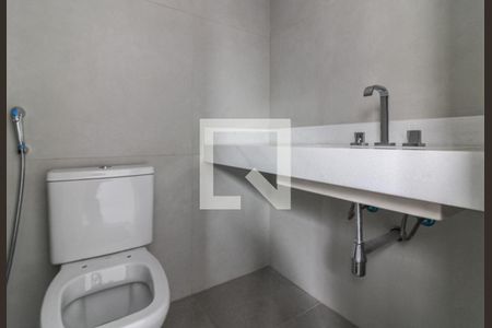 Apartamento à venda com 337m², 4 quartos e 2 vagas Apartamento à venda com 337m², 4 quartos e 2 vagasSuíte 4 - Banheiro