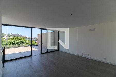 Apartamento à venda com 337m², 4 quartos e 2 vagas Apartamento à venda com 337m², 4 quartos e 2 vagasÁrea comum - Salão