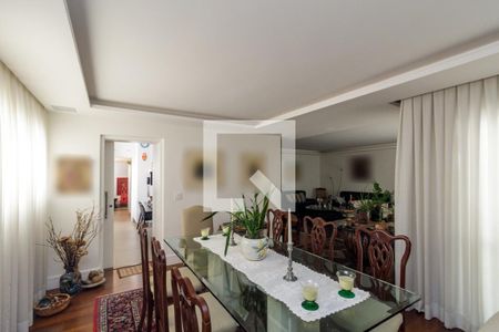 Apartamento à venda com 236m², 4 quartos e 3 vagasSala