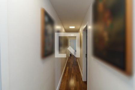 Apartamento à venda com 236m², 4 quartos e 3 vagasCorredor