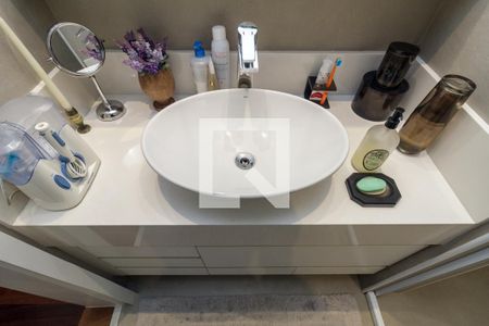 Apartamento à venda com 236m², 4 quartos e 3 vagasBanheiro 1 - Suíte