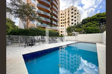Apartamento à venda com 340m², 2 quartos e 4 vagasPiscina