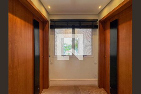 Apartamento à venda com 340m², 2 quartos e 4 vagasHall Social apartamento