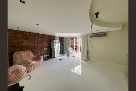 Apartamento à venda com 340m², 2 quartos e 4 vagasSala Tv Superior