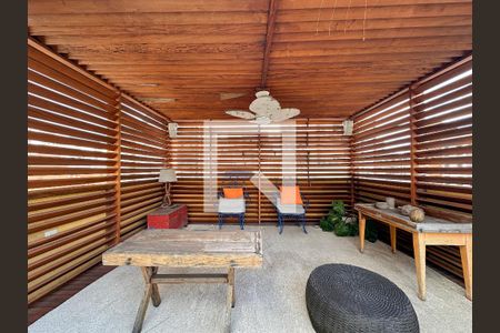 Apartamento à venda com 340m², 2 quartos e 4 vagasVaranda Superior