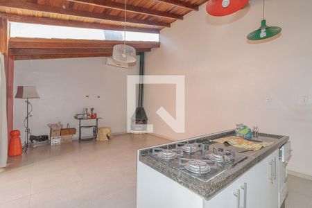 Casa à venda com 80m², 2 quartos e 2 vagas Casa à venda com 80m², 2 quartos e 2 vagasSalão Fudos