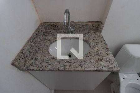 Banheiro de apartamento para alugar com 1 quarto, 35m² em Vila Maria Alta, São Paulo