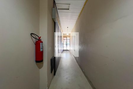 Apartamento à venda com 65m², 1 quarto e sem vaga Apartamento à venda com 65m², 1 quarto e sem vagaEntrada