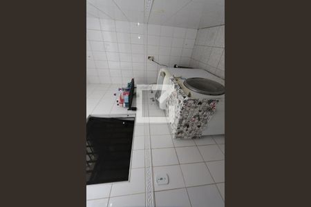 Casa à venda com 160m², 3 quartos e 2 vagasLavanderia