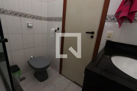 Casa à venda com 160m², 3 quartos e 2 vagasBanheiro da Suíte