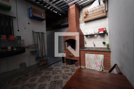 Casa à venda com 160m², 3 quartos e 2 vagasQuintal