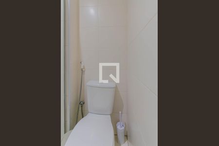 Banheiro de kitnet/studio para alugar com 1 quarto, 34m² em Vila Mariana, São Paulo
