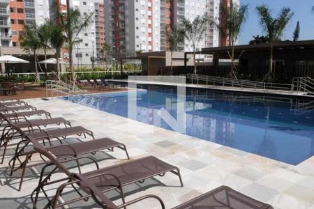 Apartamento à venda com 56m², 2 quartos e 1 vaga Apartamento à venda com 56m², 2 quartos e 1 vagaÁrea comum - Piscina