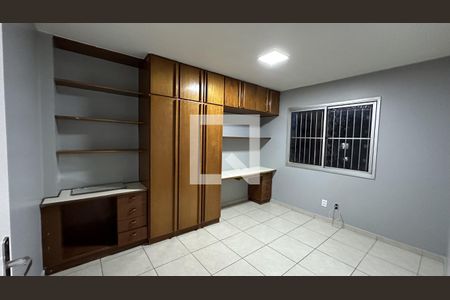 Quarto 1 de apartamento para alugar com 3 quartos, 62m² em Residencial Eldorado, Goiânia