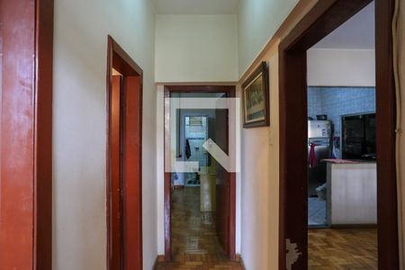 Corredor de apartamento para alugar com 3 quartos, 141m² em Centro, Belo Horizonte