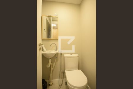 Apartamento à venda com 140m², 3 quartos e 2 vagasBanheiro de Serviço