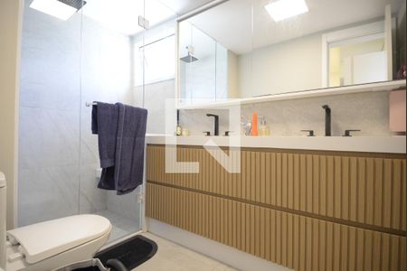 Apartamento à venda com 140m², 3 quartos e 2 vagasSuíte 3