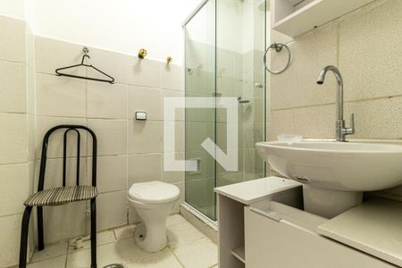 Banheiro de kitnet/studio para alugar com 1 quarto, 31m² em Vila Buarque, São Paulo