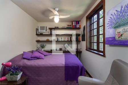 Casa de condomínio à venda com 460m², 4 quartos e 3 vagasQuarto 