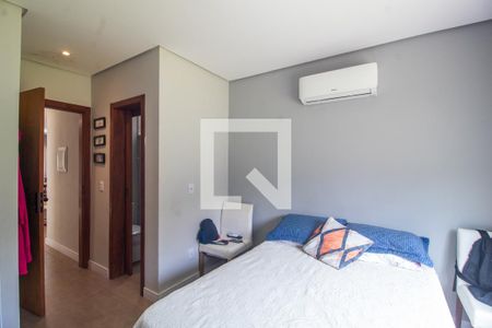 Casa à venda com 100m², 2 quartos e 3 vagassuite 2