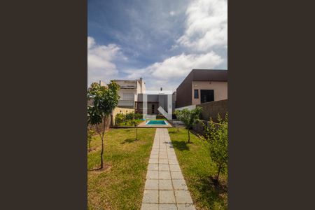 Casa à venda com 100m², 2 quartos e 3 vagasÁrea comum - Piscina
