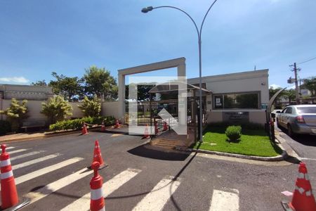 Apartamento para alugar com 50m², 2 quartos e 1 vagaFachada