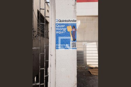 Casa para alugar com 250m², 3 quartos e sem vagaFachada com Plaquinha