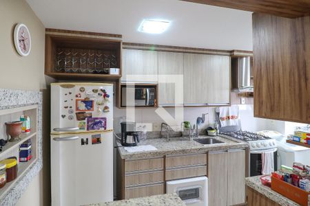 Apartamento à venda com 78m², 3 quartos e 2 vagas Apartamento à venda com 78m², 3 quartos e 2 vagasCozinha e Área de Serviço