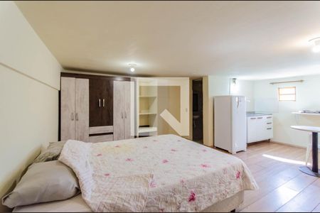 Sala/Quarto de kitnet/studio para alugar com 1 quarto, 32m² em Vila Clementino, São Paulo