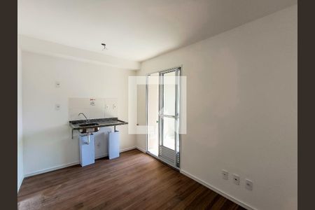 Cozinha de apartamento para alugar com 1 quarto, 31m² em Água Branca, São Paulo