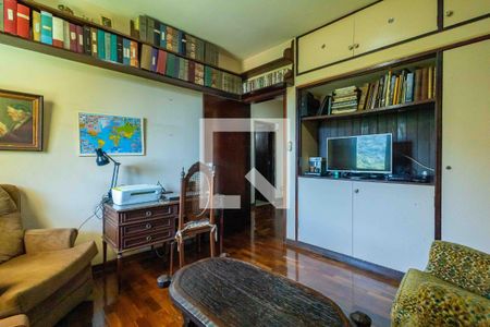 Casa à venda com 300m², 5 quartos e 4 vagasQuarto 2