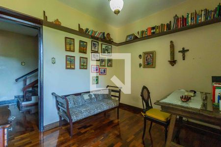 Casa à venda com 300m², 5 quartos e 4 vagasQuarto 1