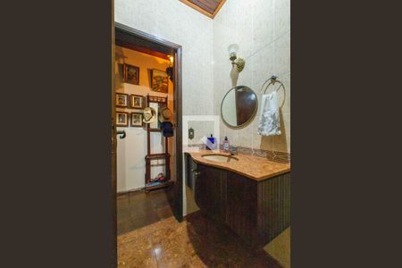 Casa à venda com 300m², 5 quartos e 4 vagasLavabo