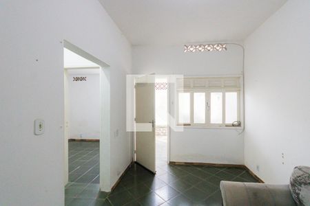 Sala de casa para alugar com 1 quarto, 28m² em Anil, Rio de Janeiro