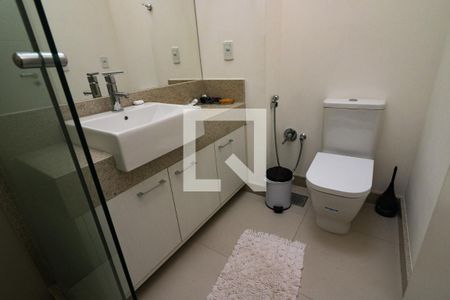 Apartamento à venda com 320m², 3 quartos e 4 vagasBanheiro da Suíte 3