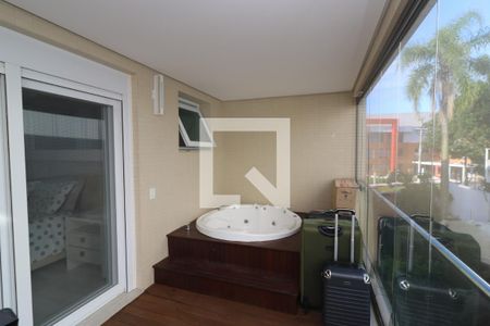 Apartamento à venda com 320m², 3 quartos e 4 vagasSacada da Suíte 1