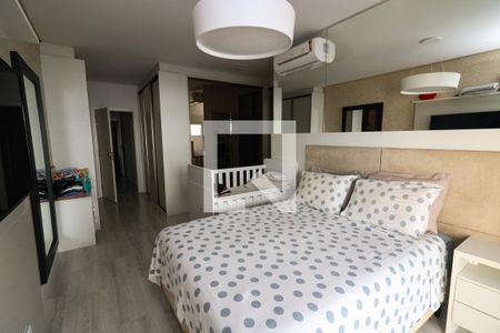 Apartamento à venda com 320m², 3 quartos e 4 vagasSuíte 1