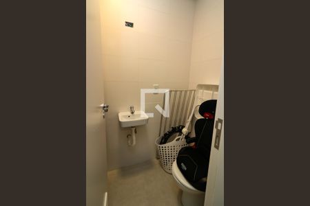 Apartamento à venda com 320m², 3 quartos e 4 vagasBanheiro de serviço