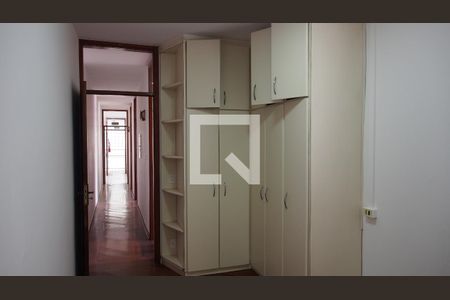 Casa para alugar com 266m², 3 quartos e 2 vagasQuarto 3