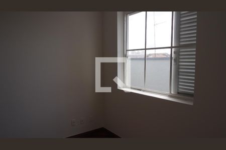 Casa para alugar com 266m², 3 quartos e 2 vagasQuarto 2